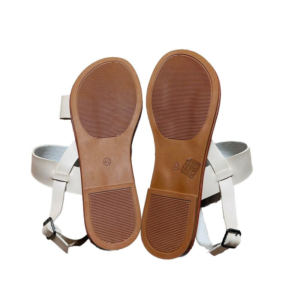 Cream Thick Strappy Flat Sandals Size 10 - Picture 6 of 6
